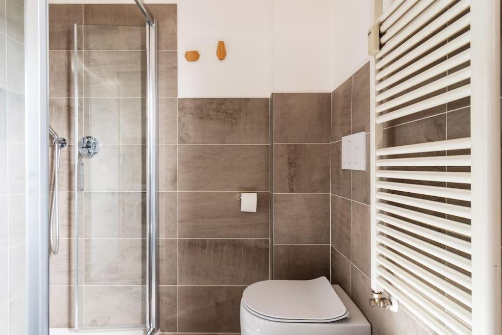 Schiavoni Flexyrent Wifi Apartment Milan Exterior photo